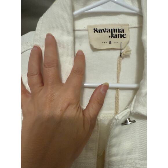 Savanna Jane star sleeve white denim jacket NWT small - Picture 8 of 13